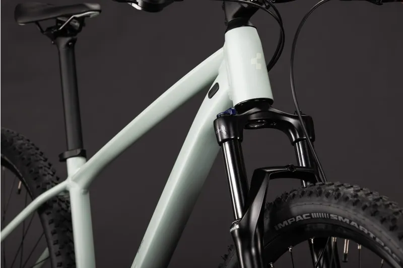 Cube Aim Pro Mountain Bike in Aloegreen and Green-3