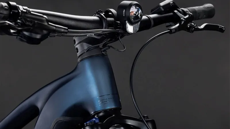 Cube Reaction Hybrid Performance FE 600Wh Electric Mountain Bike in Indigoblue and Reflex-1
