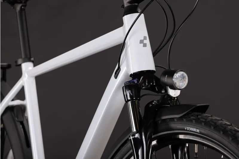 Cube Nature Pro FE Hybrid Bike in Metallicwhite and Reflex-4