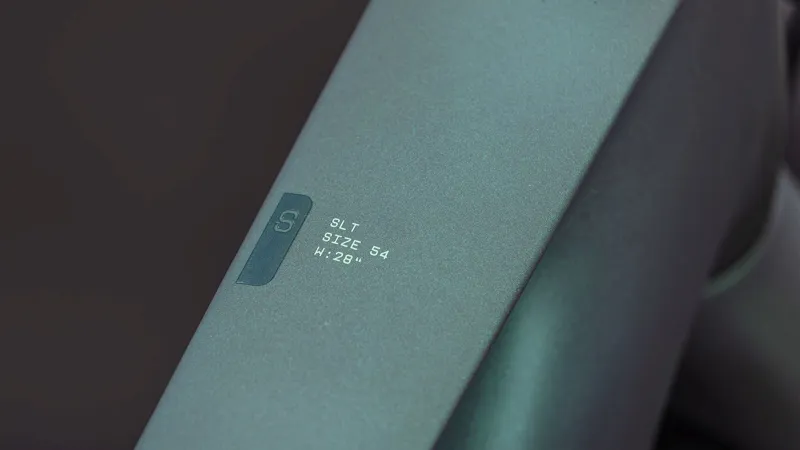 Cube Kathmandu Hybrid C:62 SLT 400Wh Electric Hybrid Bike in Seafoam and Chrome-3