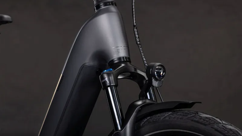 Cube Kathmandu Hybrid Comfort Pro EE 800Wh Electric Hybrid Bike in Slabgrey and Black-2