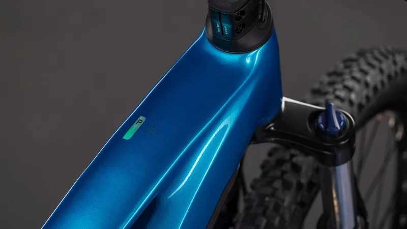 Cube Reaction Hybrid Performance 600Wh Electric Mountain Bike in Electricblue and Dazzle-1