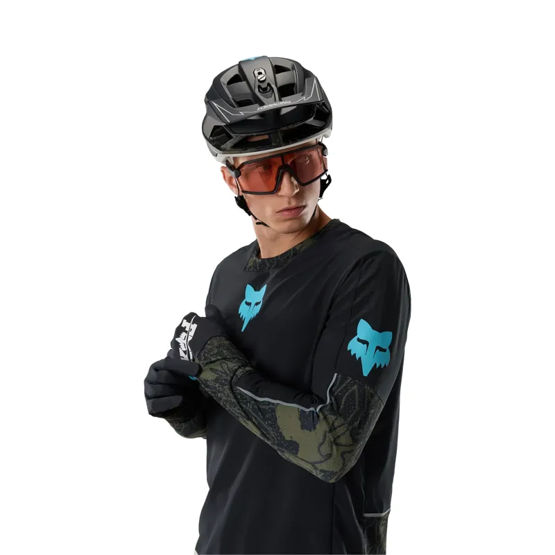 Fox Defend Thermal Jersey Lunar Special Edition Mountain Bike Jersey in Black-7