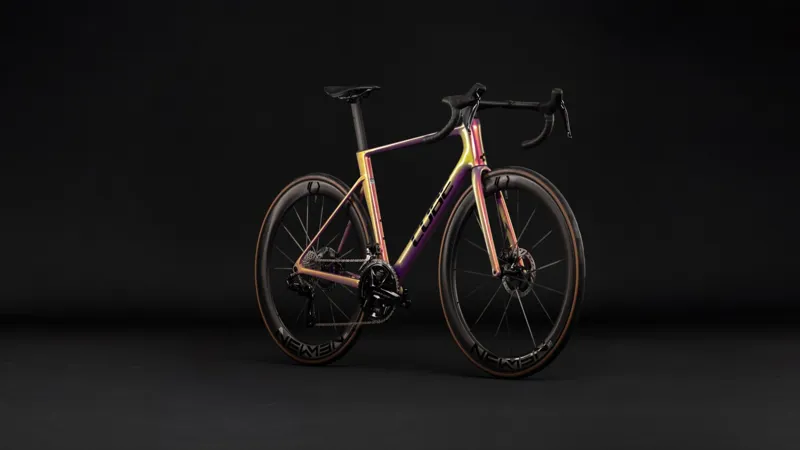Cube Litening Air C:68X SLT Road Bike in Beamfibre and Black-9
