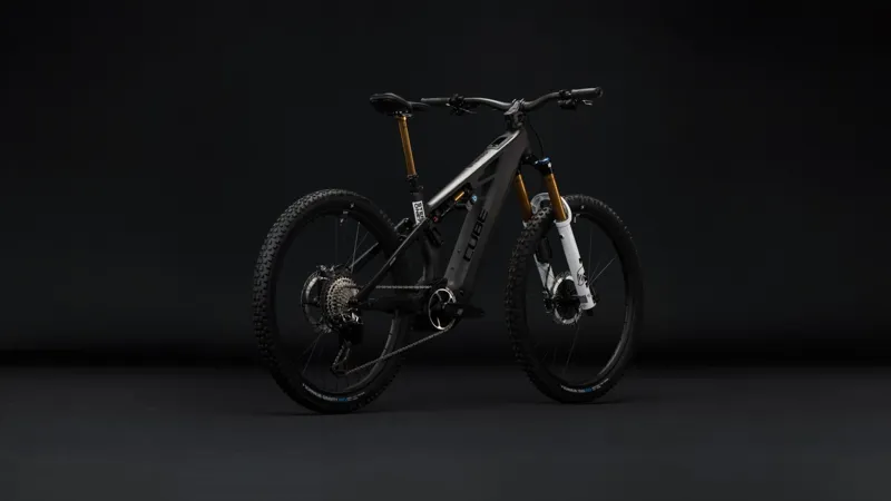 Cube Stereo Hybrid ONE77 HPC AT 800Wh Electric Full Suspension Mountain Bike in Carbon and White-8