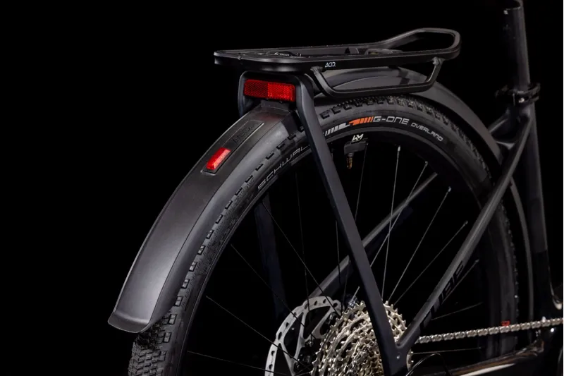 Cube Kathmandu Hybrid C:62 SLX 400X EE 400Wh Electric Hybrid Bike in Carbon and Black-3