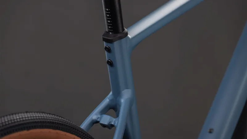 Cube Nuroad Pro Gravel Bike in Whale and Reflex-2