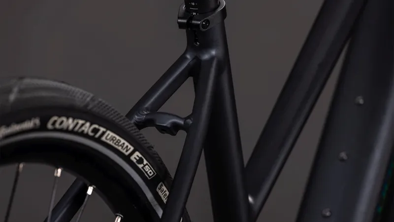 Cube Editor Hybrid Pro 400Wh Electric Hybrid Bike in Coal and Prism-1