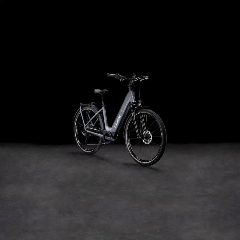 Cube Touring Hybrid Pro 625Wh Electric Hybrid Bike in Metallicgrey and Chrome-7