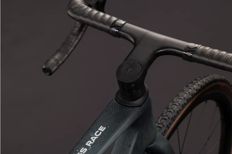Cube Cross Race C:62 Race Cyclocross Bike in Carbon and Crisscross-4
