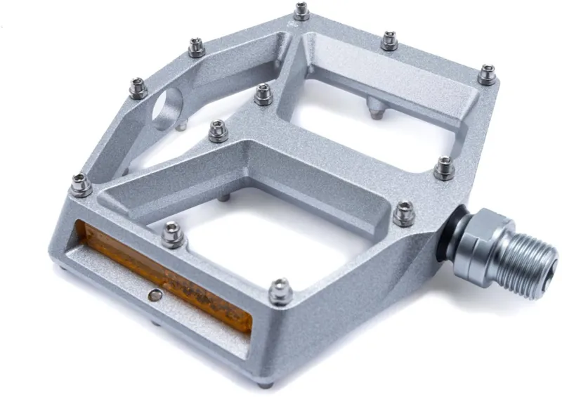 Acid A3-ZP R Flat Mountain Bike Pedals in Silver-1