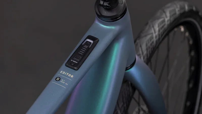 Cube Editor Hybrid SLT 400Wh Electric Hybrid Bike in Smardgrey and Prism-4