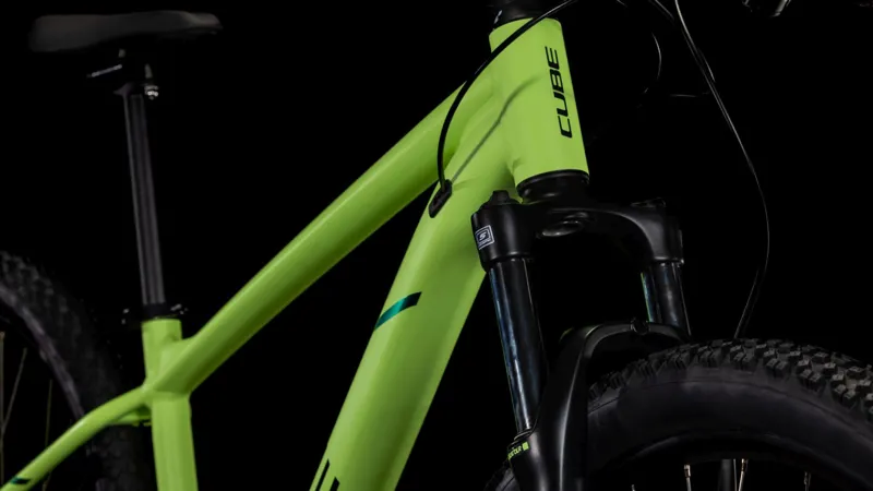 Cube Aim ONE Hardtail Mountain Bike in Lemondsqueeze and Black-2