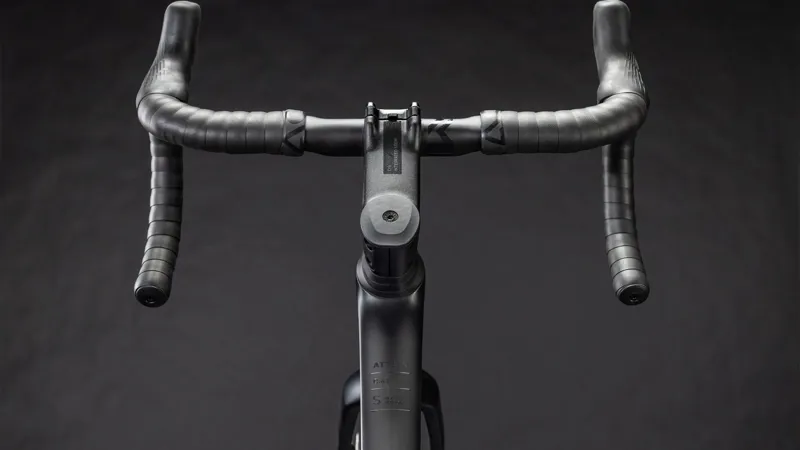 Cube Attain C:62 SLT Road Bike in Carbon and Coalchrome-4