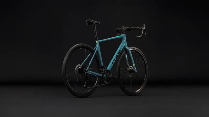 Cube Attain Pro Road Bike in Surfblue and Black-7