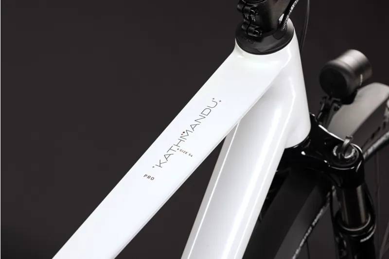 Cube Kathmandu Pro Hybrid Bike in Metallicwhite and Chrome-2