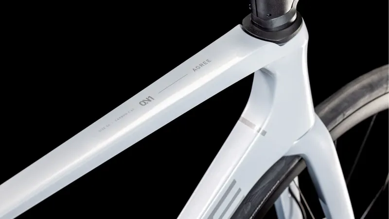Cube Agree C:62 ONE Road Bike in Foggrey and Grey-3