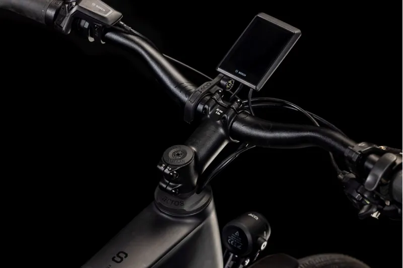 Cube Kathmandu C:62 SLX 400X Electric Hybrid Bike in Carbon and Black-8