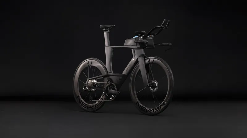 Cube Aerium C:68X Race Triathlon TT Road Bike in Carbon and Chrome-8