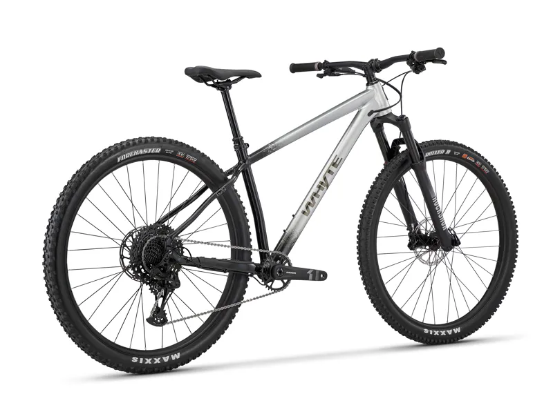 Best hardtail mountain bike 2021 under 2000 2025