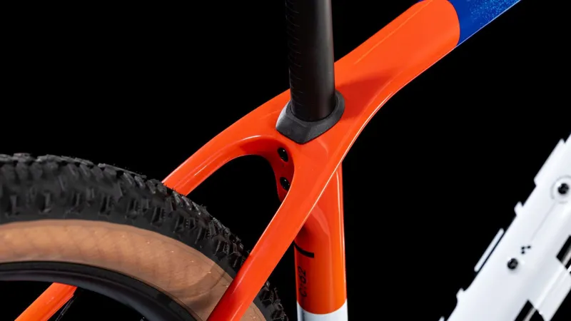 Cube Reaction C:62 SLX Hardtail Mountain Bike in Teamline-5