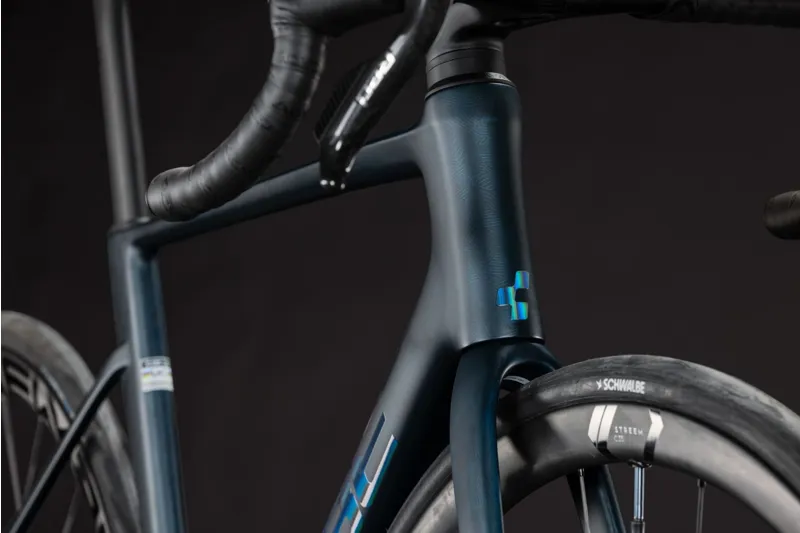 Cube Litening Air C:68X SLX Road Bike in Liquidblue and Crisscross-3