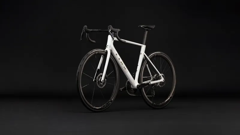 Cube Litening Air C:68X Pro Road Bike in Chalkyfibre and Gold-8