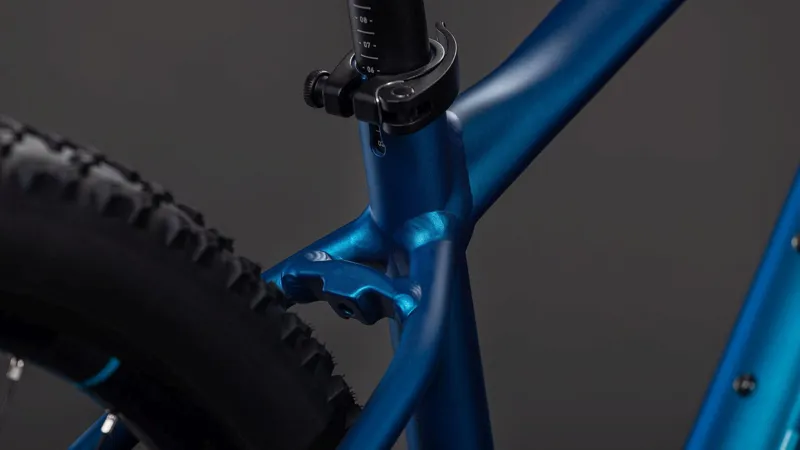 Cube Attention Pro Mountain Bike in Electricblue and Blue-2