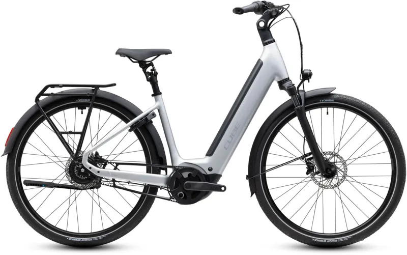 Cube Supreme Hybrid Deluxe Pro EE 600Wh Electric Hybrid Bike in Silverstar and Reflex