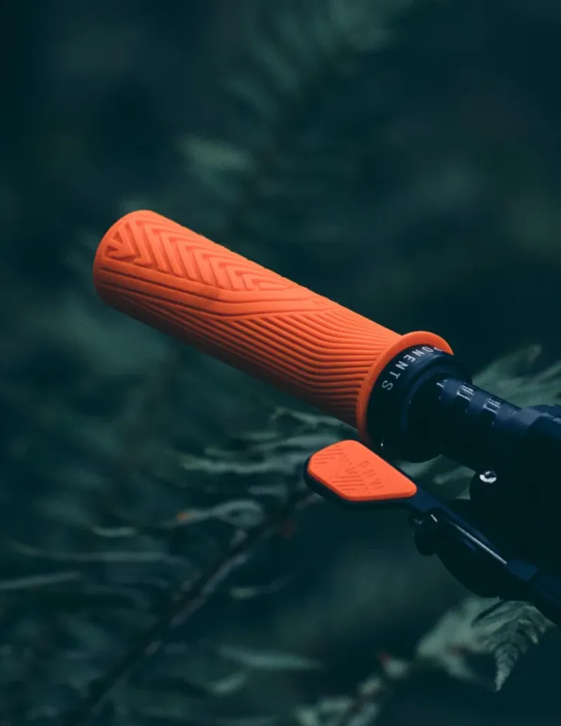 PNW Loam Mountain Bike Grips in Cement Grey - Regular-1