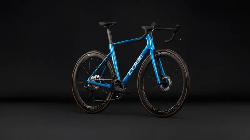 Cube Litening Air C:68X Race Road Bike in Bluetwister and Prizm-7