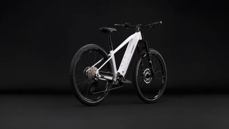 Cube Reaction Hybrid Race 800Wh Electric Mountain Bike in Snow and Black-7
