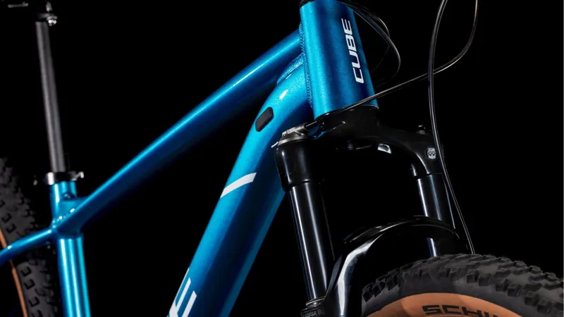 Cube Attention Pro Hardtail Mountain Bike in Metallicteal and White-3