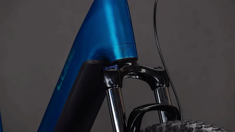 Cube Reaction Hybrid Performance EE 600Wh Electric Mountain Bike in Electricblue adn Dazzle-2