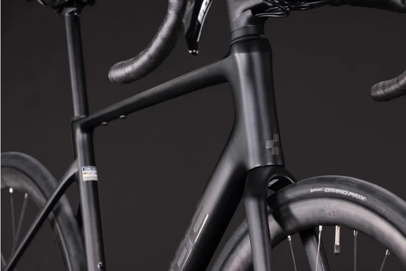 Cube Attain C:62 Race Road Bike in Carbon and Coalchrome-2