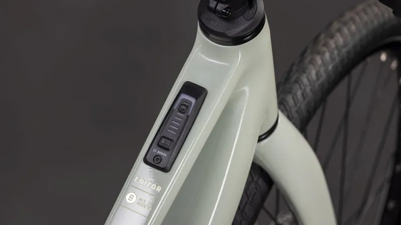 Cube Editor Hybrid SLX 400Wh Electric Hybrid Bike in Reedbeige and Chrome-2