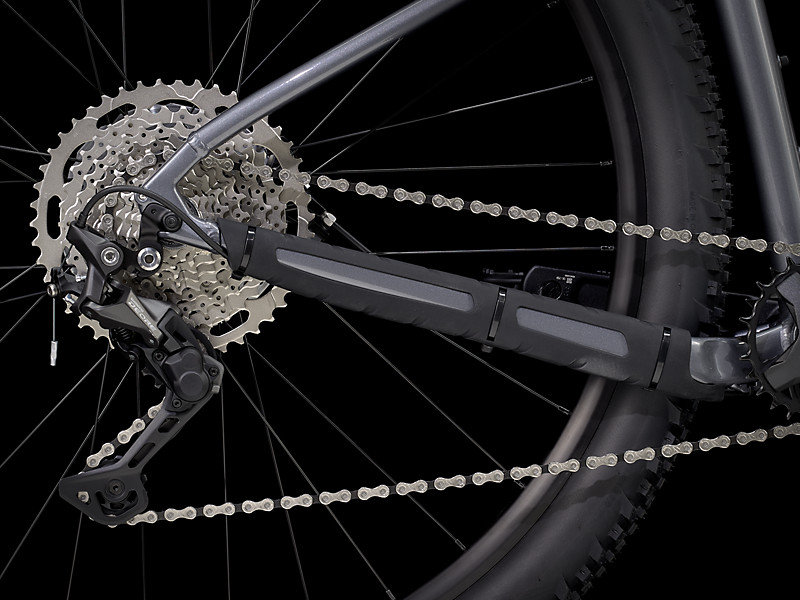 TREK Marlin 7 Gen 3 Hardtail Mountain Bike in Galactic Grey-8