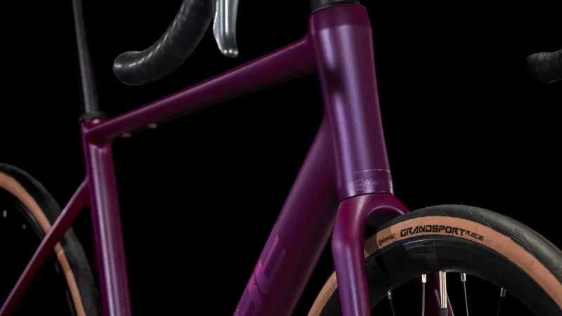 Cube Attain Pro Road Bike in Purple and Helio-4