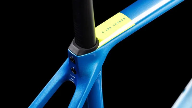 Cube Cross Race C:68X TE Cyclocross Bike in Hydrogenblue and Carbon-2
