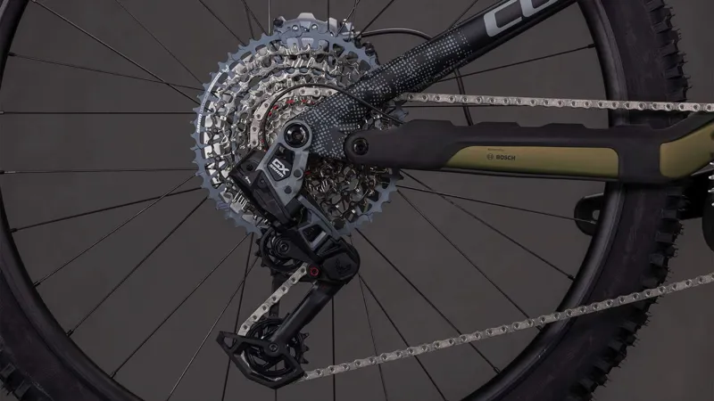 Cube Stereo Hybrid ONE44 HPC TM 800Wh Electric Full Suspension Mountain Bike in Reedgreen and Matrix-2