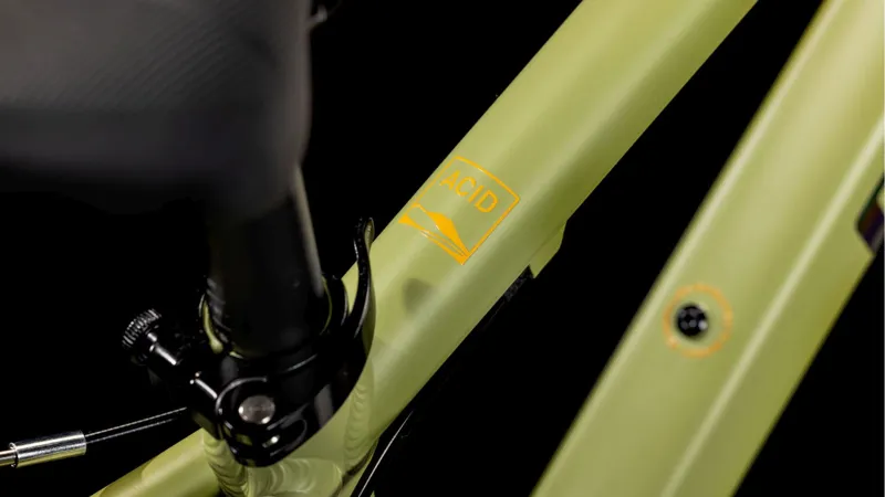 Cube Acid 200 20 Inch Kids Bike in Lightolive and Orange-2