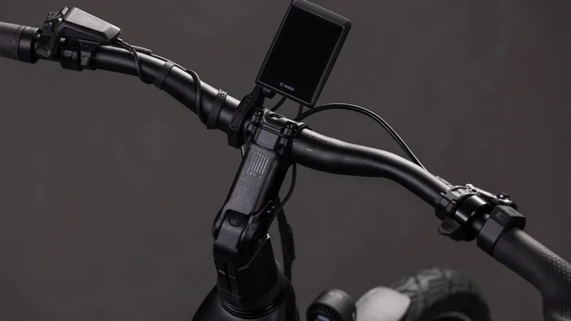 Cube Kathmandu Hybrid Comfort SLX EE 800Wh Electric Hybrid Bike in Solareclipse and Gold-4