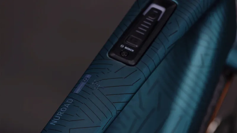 Cube Nuroad Hybrid C:62 SLT 400Wh Electric Gravel Bike in Royalgreen and Crisscross-3