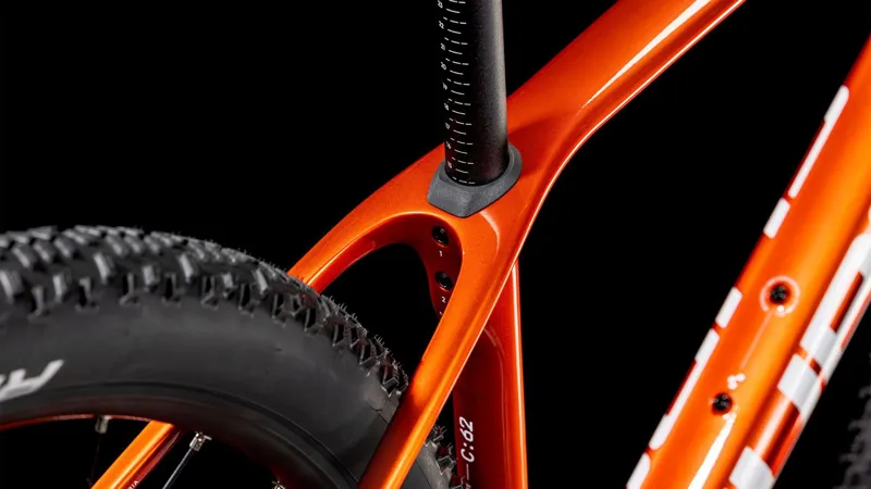 Cube Reaction C:62 Pro Mountain Bike in Electricorange and Spice-3