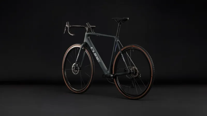 Cube Cross Race C:62 Race Cyclocross Bike in Carbon and Crisscross-8