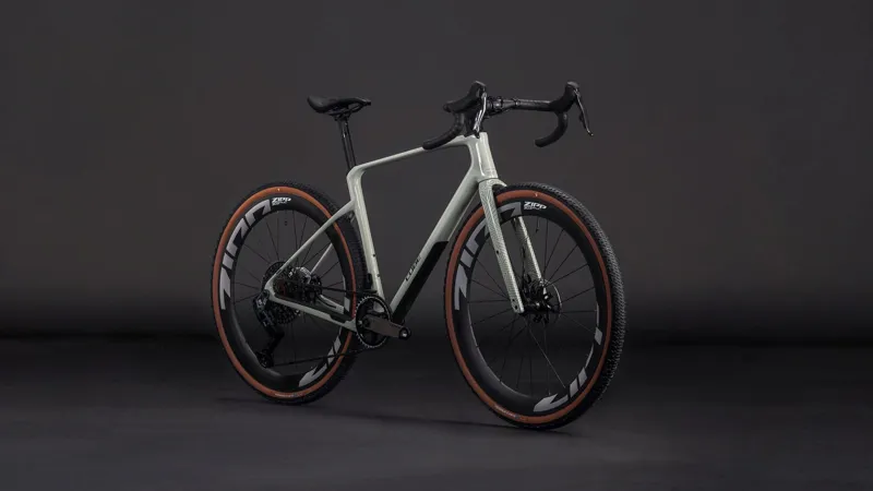 Cube Nuroad C:62 SLX Gravel Bike in Reedbeige and Chrome-7