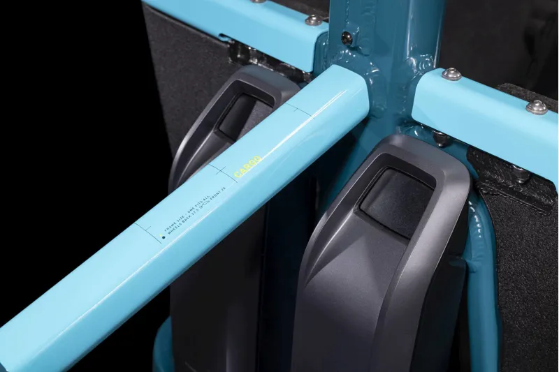 Cube Cargo Hybrid 500Wh Electric Cargo Bike in Blue and Lime-4