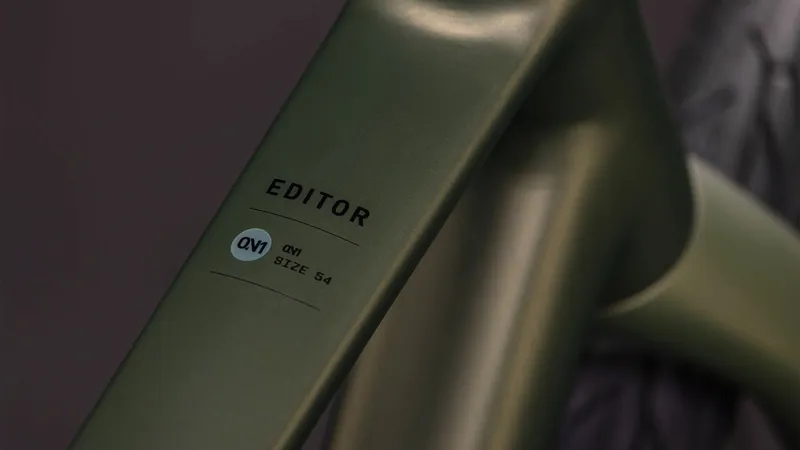 Cube Editor One Hybrid Bike in Reedgreen and Black-2