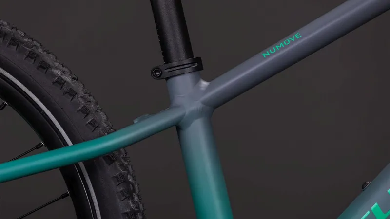 Cube Numove 200 Disc Kids Bike in Lavagrey and Coolgreen-3