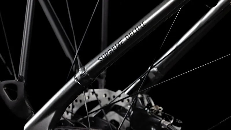 Cube Supreme Hybrid Deluxe One EE 625Wh Electric Hybrid Bike in Slateblack and Black-3